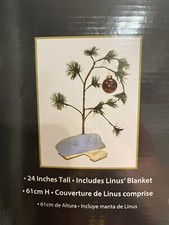 Peanuts Charlie Brown's Christmas Tree with Linus  s Blue Blanket New in Box