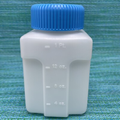 Igloo Cooler Pint Bottle Jug Refreeze Lunchbox  Camping Travel Water 16 Oz