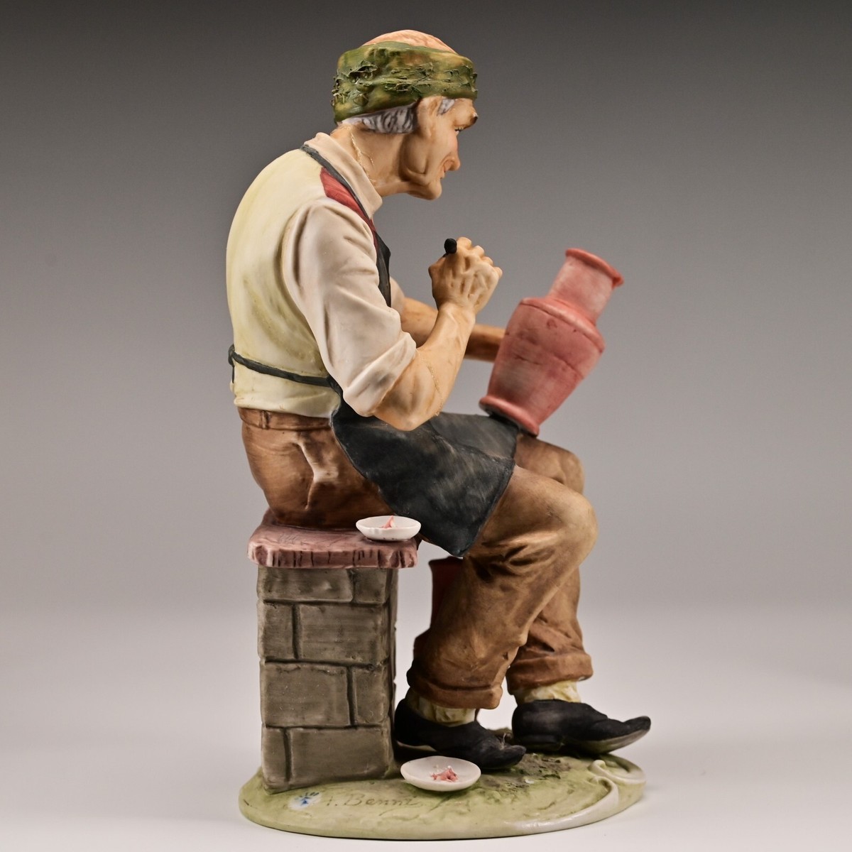 CAPODIMONTE Original Vintage Signed Pottery Maker 1045 Porcelain