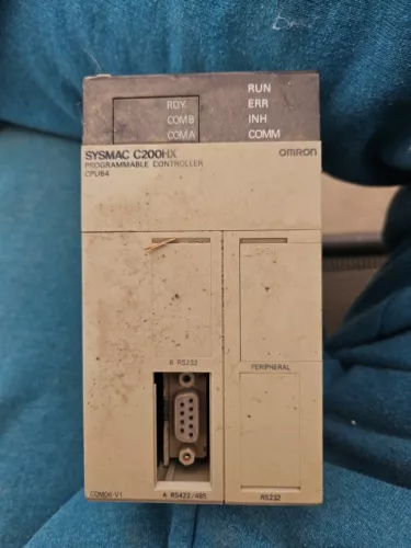 Omron SYSMAC C200HX Programmable Controller C200HX-CPU64 w/C200HW-COM04