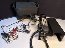 Vintage NovAtel Communications Portable Mobile Car Phone