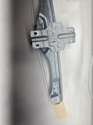 2017 BUICK ENCLAVE REAR LEFT SIDE WINDOW REGULATOR W/ MOTOR OEM 970445106 - Picture 12 of 17