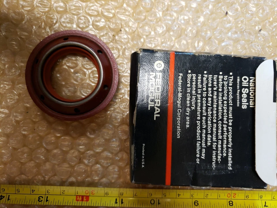 Auto Trans Output Shaft Seal National 3543 New In The Box ! Free Shipping ! - Imagem 3 de 3