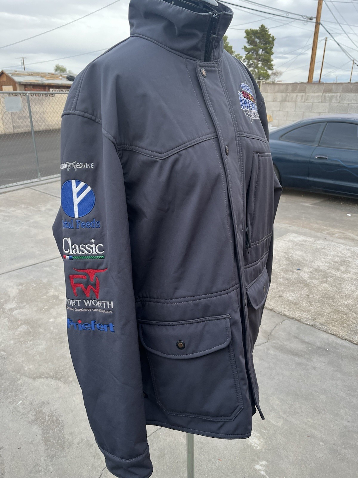 2019 Carroll RFD-TV American Rodeo Contestant Trophy Heavy Coat 2XL ATT Stadium - second product detail image