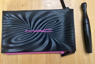 MAC IN Extreme Dimension 3D Black Lash Mascara .42oz w/ Double Zipper Makeup Bag