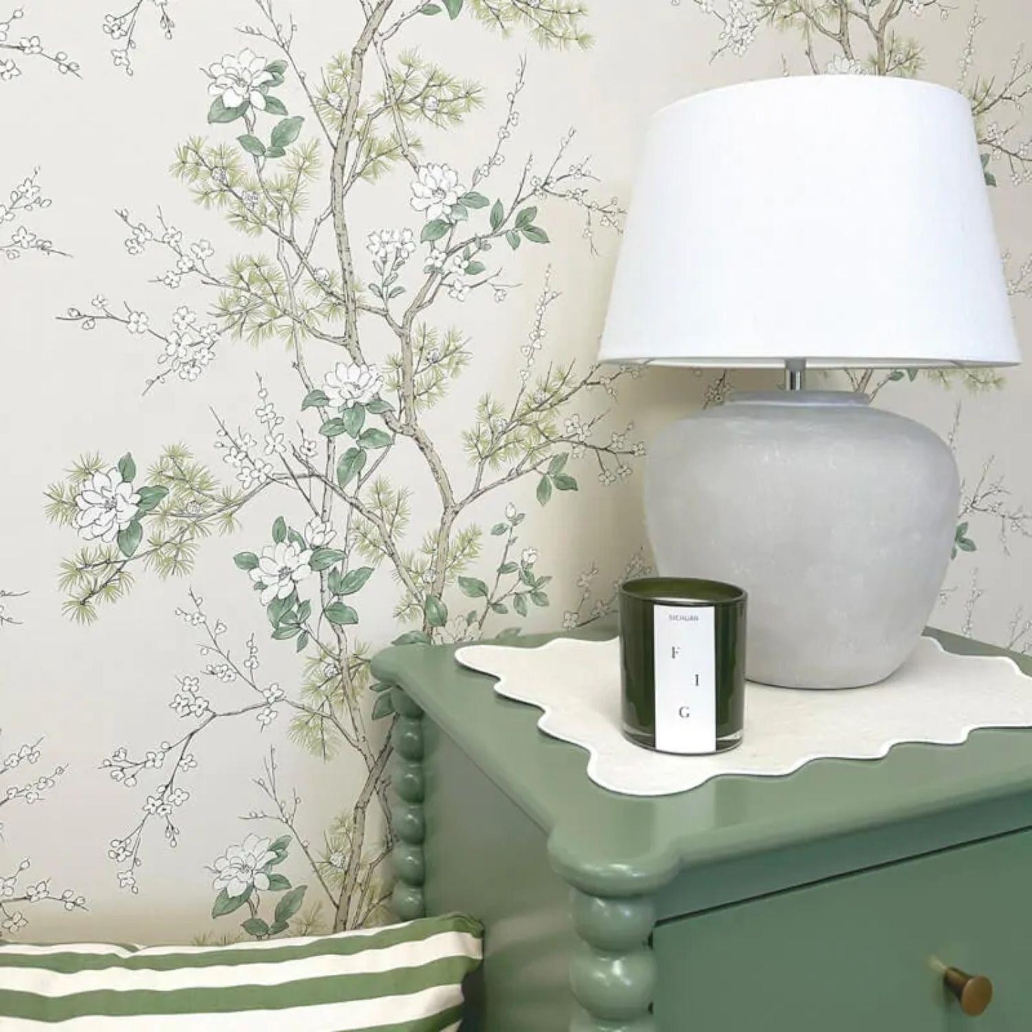 Belgravia Decor Bridget Delicate Floral Oriental Themed Matte Finish Wallpaper Perfect for Romantic Bedrooms Living Rooms Hallways Feature Wallcovering Cream (750) - Image 2