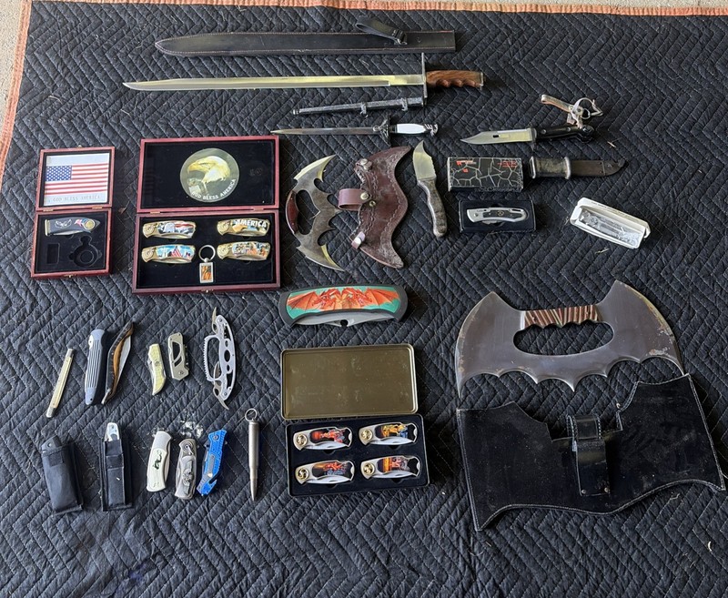 Lot Of 29! -  Pocket Knives, Swords, Blade, American, Military, Dagger - READ!
