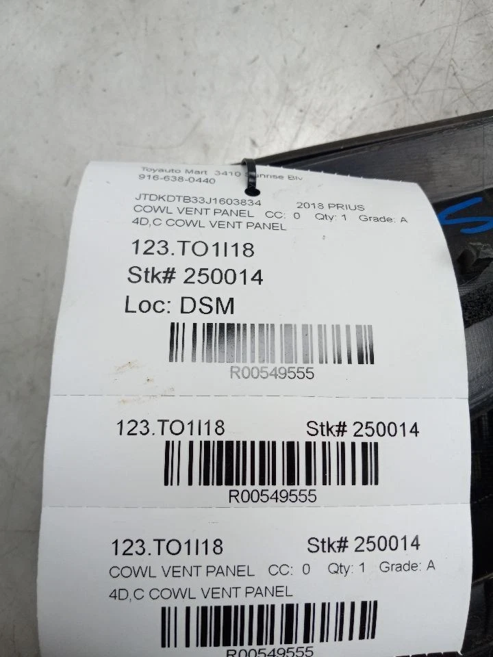 18 PAINEL DE VENTILAÇÃO CAPÔ TOYOTA PRIUS C - Imagem 4 de 4