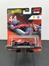 Hot Wheels 2026 Premium Formula 1 2025 Scuderia Ferrari HP 44 Lewis Hamilton