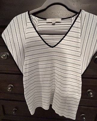 LOFT Black & White Striped Flutter Sleeve V-Neck Blouse Size Small Chic