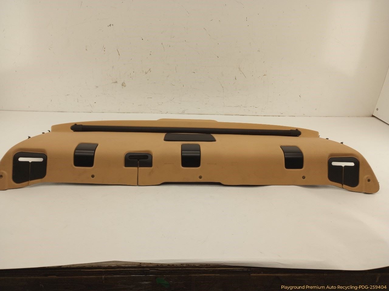 Maserati Quattroporte 2003-2008 REAR Parcel shelf