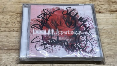 RARE UNOPENED Beautiful Garbage CD Autographed Signed by Shirley Manson & band