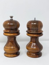 Handcrafted Tom Sullivan Signed Wood Salt  Pepper Mill Set  2007 Chef Specialtie
