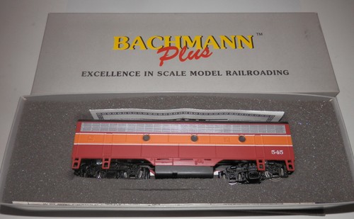 Bachmann Plus HO Scale POWERED Southern Pacific 545 Daylight EMD F7B Loco #11237 | Zustand: Used