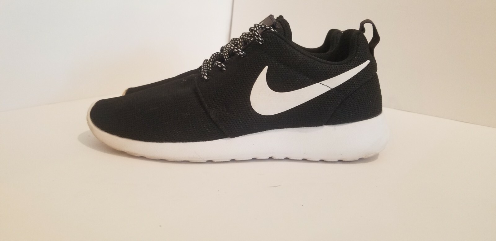 black roshes