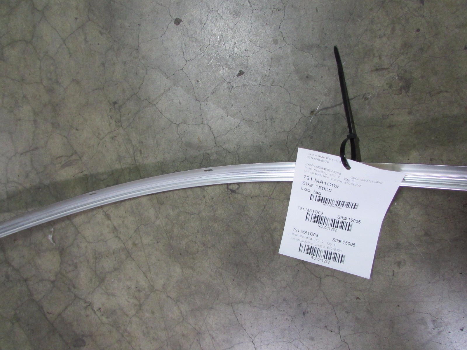 Maserati GranTurismo, LH, Left On Body Trim, Chrome, Used, P/N 82078300