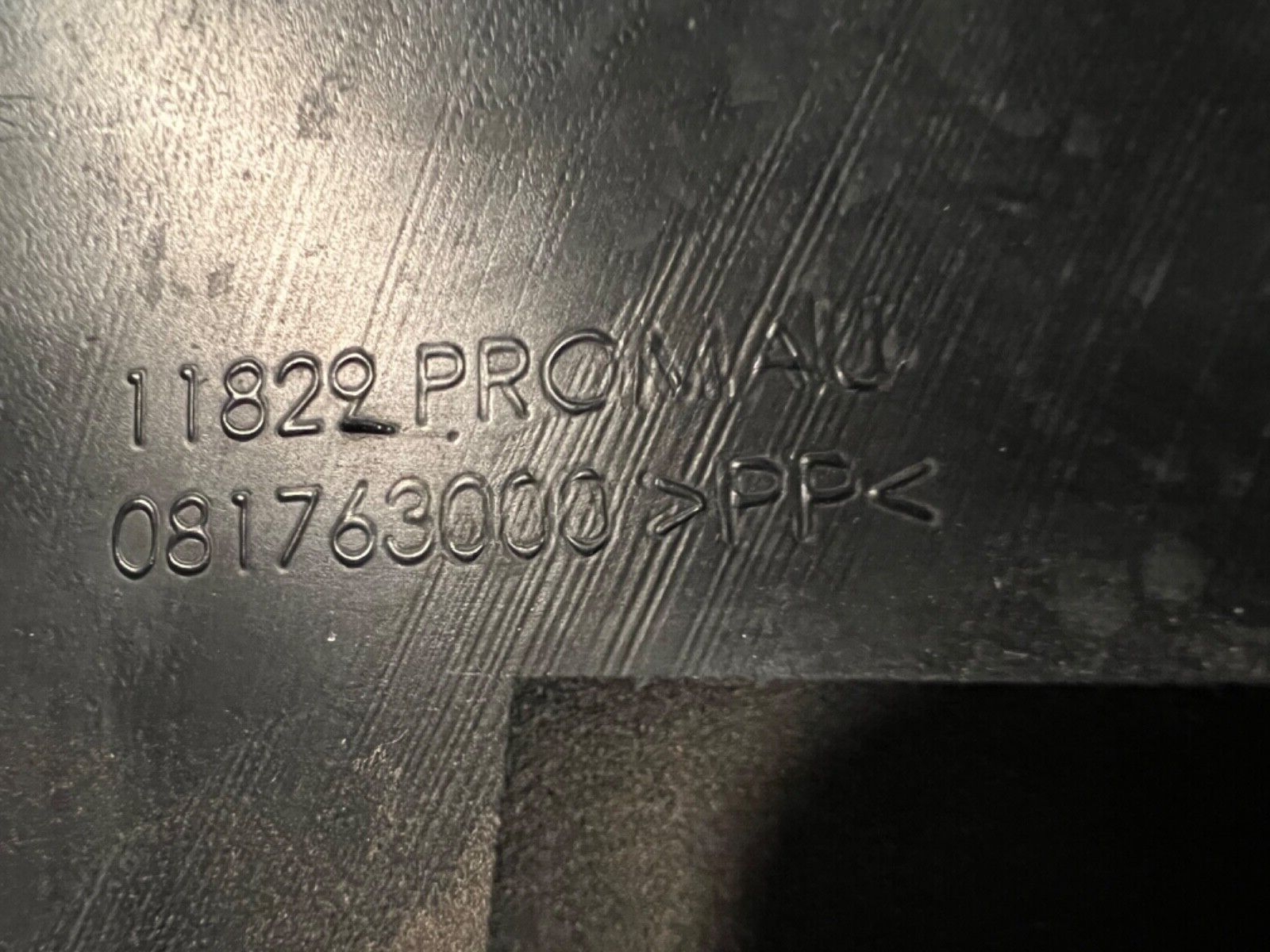 8176300 ferrari 458 italia or spider right side RH air duct