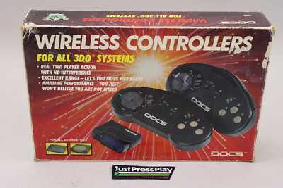 Set of 2 Doc's 3DO Wireless Controllers MIB CIB Mint Complete in Box Looks NOS!