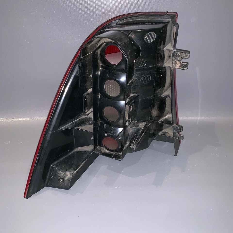 LUZ TRASERA DERECHA MERCEDES BENZ ML320 ML430 1998 1999 2000 2001 OEM Foto 3 de 4