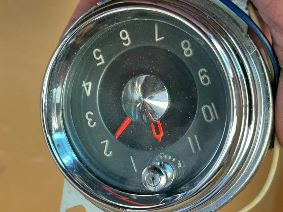 Reloj Buick Dash 1955 ¡Muy bonito! Foto 4 de 4