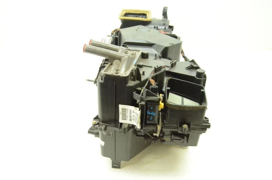 1997-2004 Porsche Boxster 986 2.7L Ac Evaporator and Heater Core Housing - Image 2 of 4