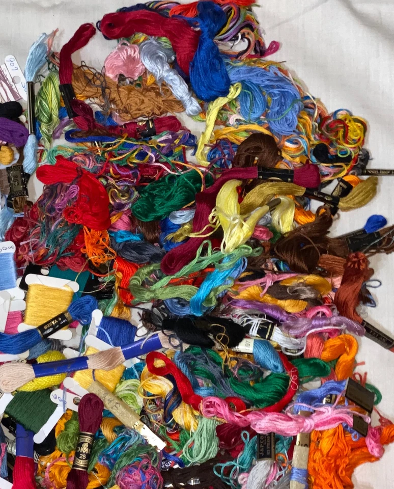 Huge Lot Misc Embroidery Floss Lot New & Used DMC Peri-Lusta Coats & Clarks - Image 4 of 4