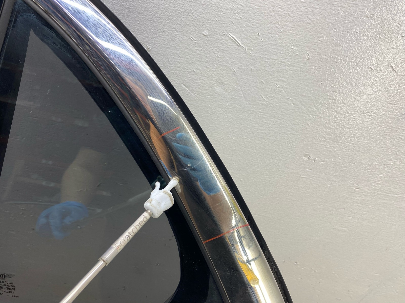 2014-2019 BENTLEY FLYING SPUR REAR LEFT DOOR SHELL SILVER FROST METALLIC(6770)