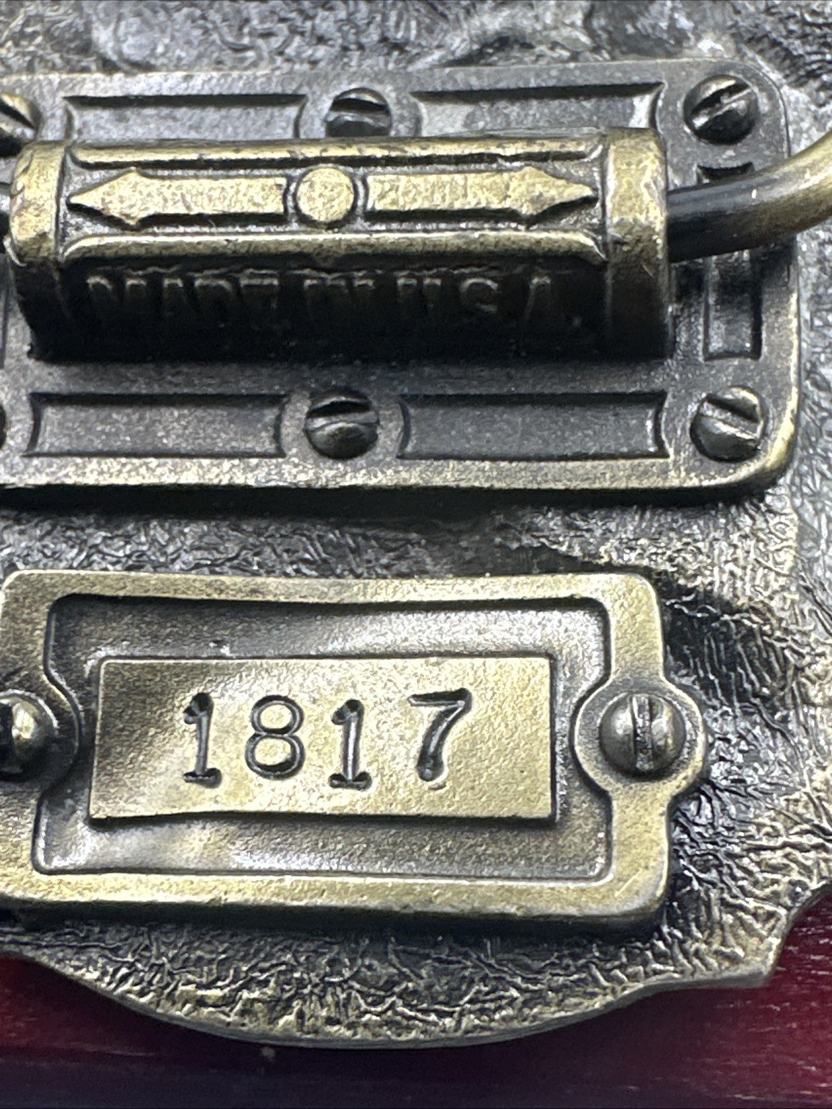 VTG 1986 Great American Buckle Co. “Hunting – An American Tradition” Belt Buckle