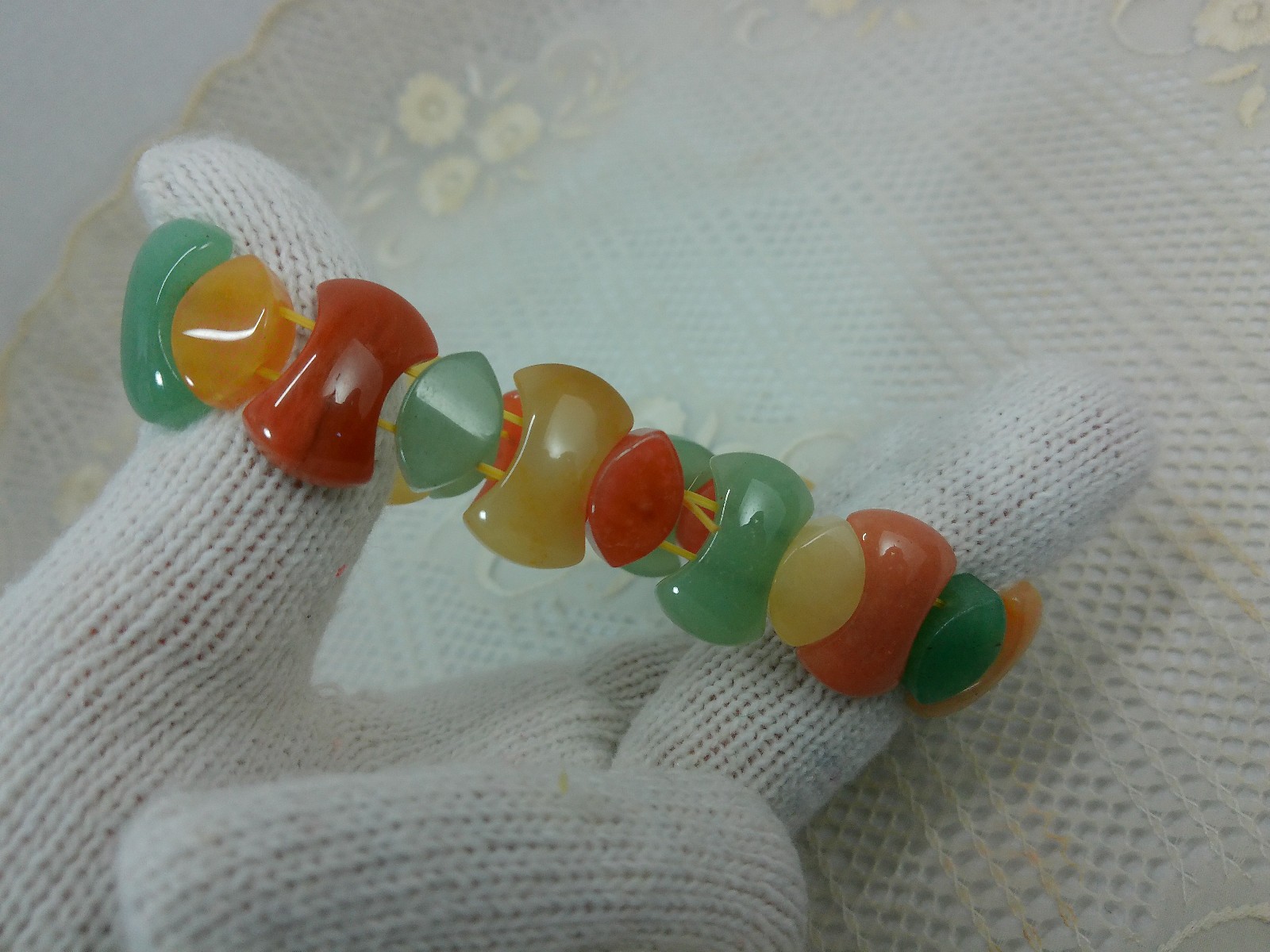Jade Multi Colored Stone Overlapping Circles Chun… - image 18