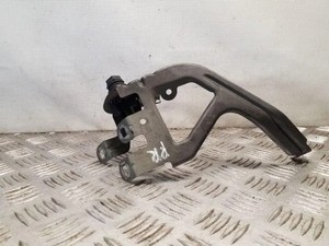 BMW 5 F10 Kotflügelhalter vorne rechts 718375204 2.00 Diesel 155kw 25151830