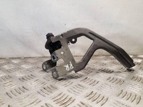 BMW 5 F10 Kotflügelhalter vorne rechts 718375204 2.00 Diesel 155kw 25151830