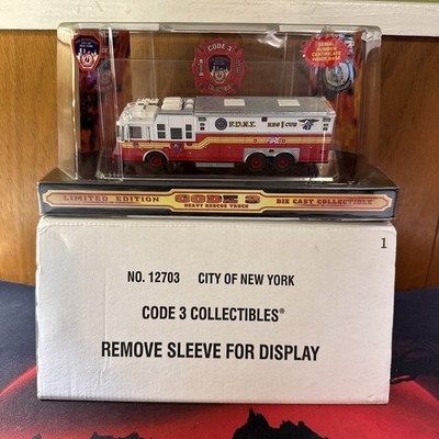 CODE 3 Collectibles 12703 City New York Heavy Rescue Truck Saulsbury Fire Rescue