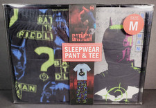 NEW The Batman 2 PC Sleepwear Pants Tee Men Size MEDIUM IN BOX Briefly Stated