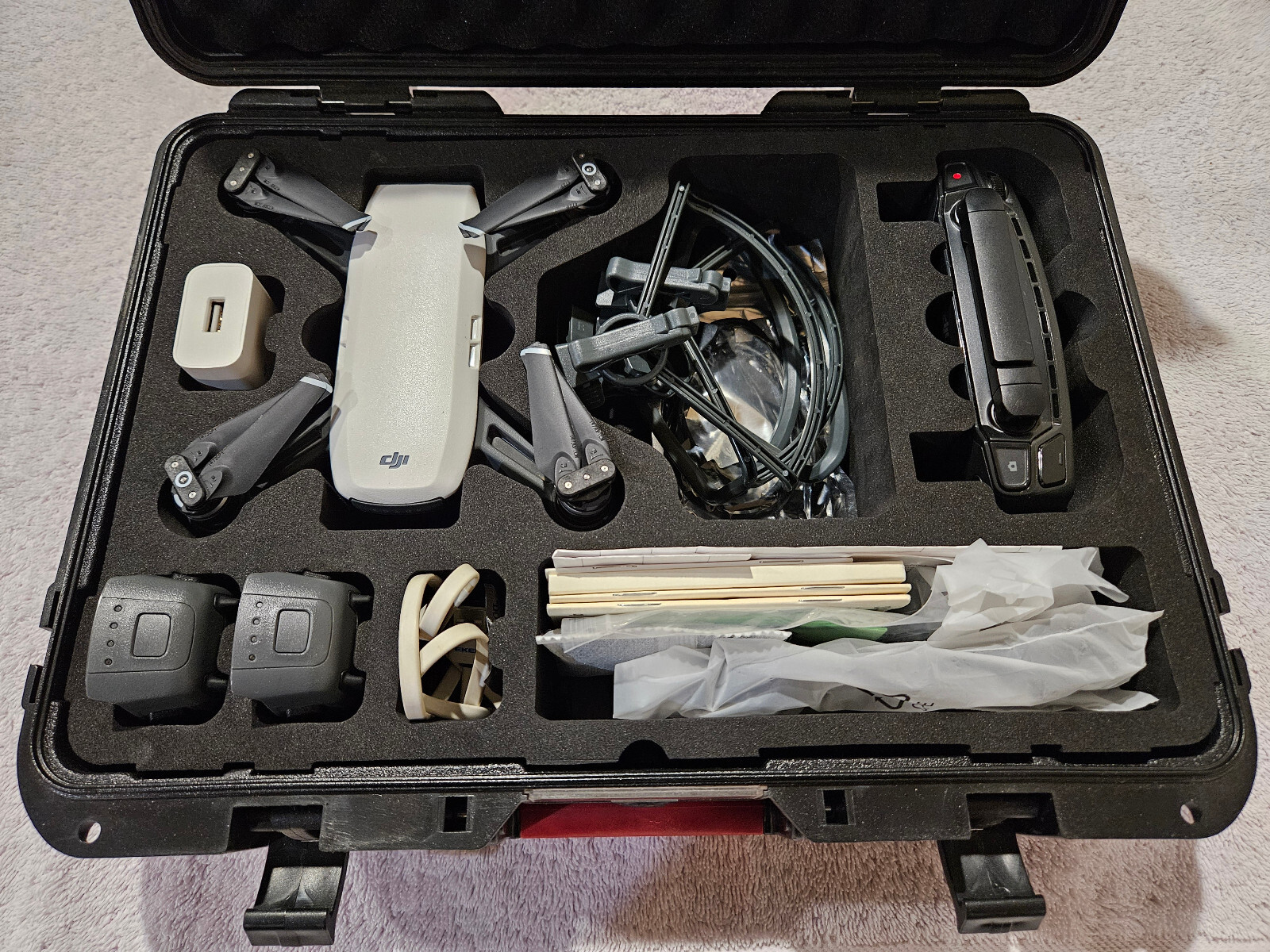 DJI Spark Camera Drone Model MM1A  - Alpine White-image