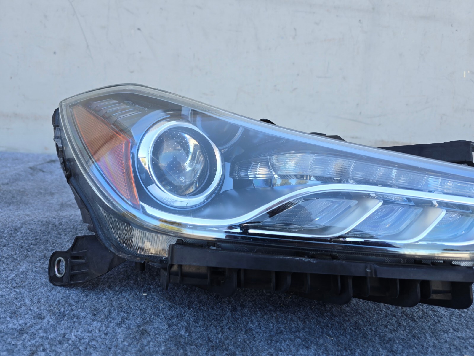 RIGHT SIDE BI XENON HEADLIGHT ASSEMBLY COMPLETE OEM 14-19 MASERATI GHIBLI Q4