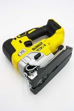 Nueva sierra de calar inalámbrica sin escobillas Dewalt 20 voltios MAX XR (solo herramienta)