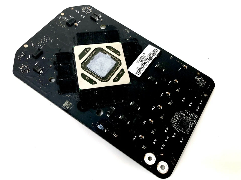 Matched Pair of AMD FirePro D300 2GB Video Card A & B For Mac Pro A1481 - Image 4 of 4