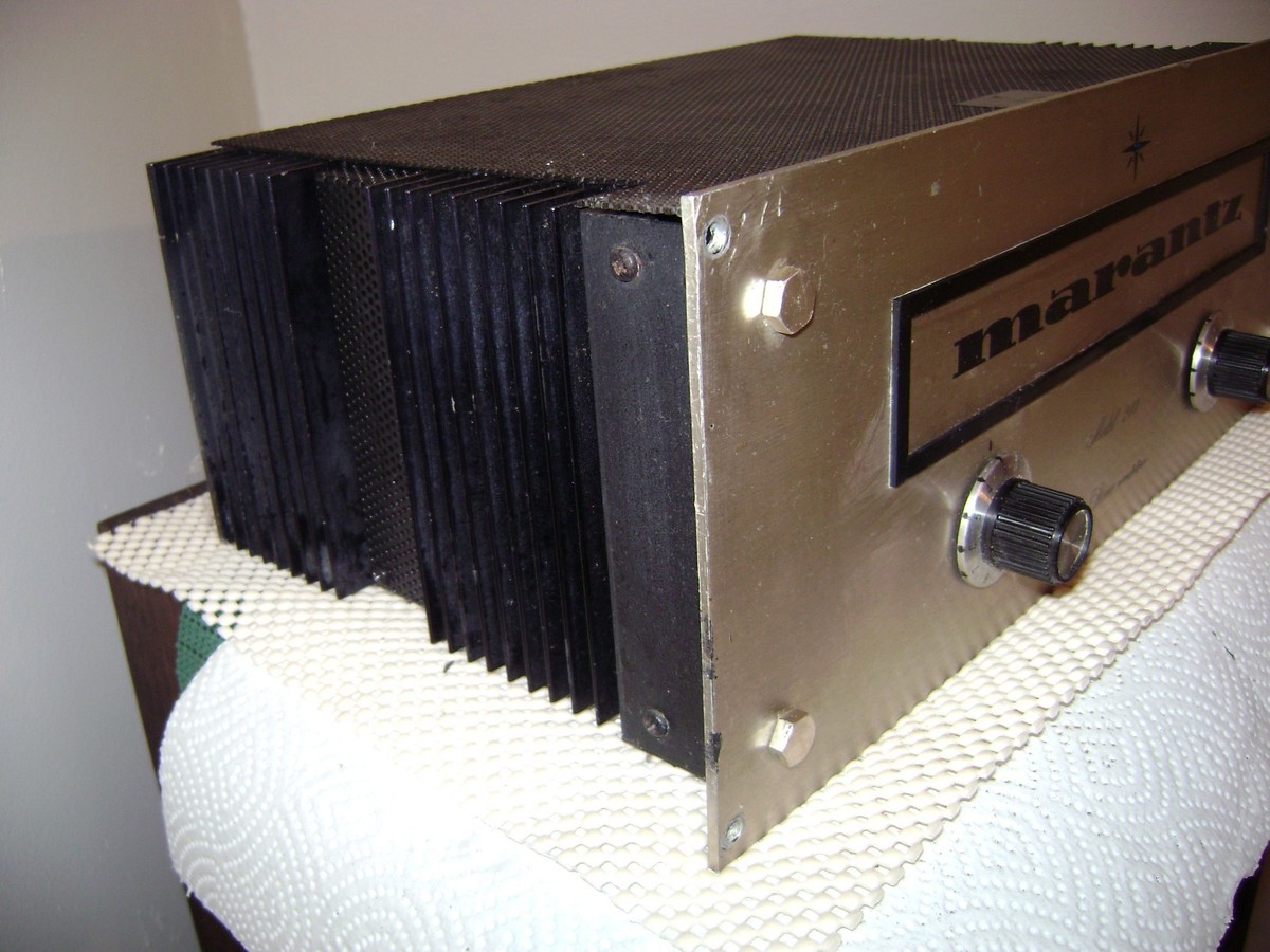 Marantz Model 240 パワーアンプ　マランツ　ヴィンテージ MARANTZ MODEL 240 POWER AMPLIFIER *****CUSTOM CABINET IF