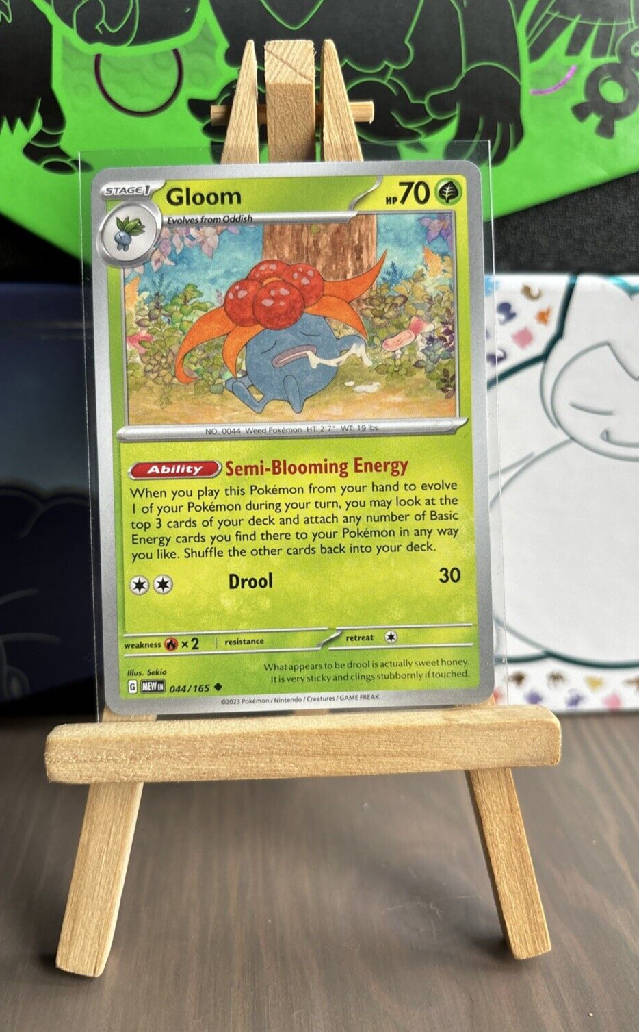 Pokemon Gloom 044/165 Sv: Scarlet & Violet 151 Regular NM Near Mint