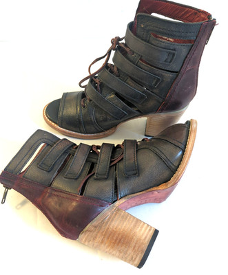 FREEBIRD Braeden Ankle Bootie Women 9 Black  Wine Leather Open Peep Toe Boho