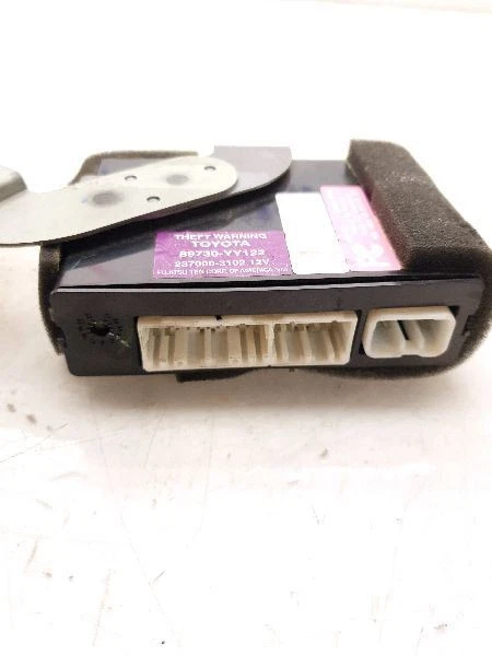 Módulo de aviso de roubo Toyota Tundra 2006 89730-YY122 - Imagem 3 de 4