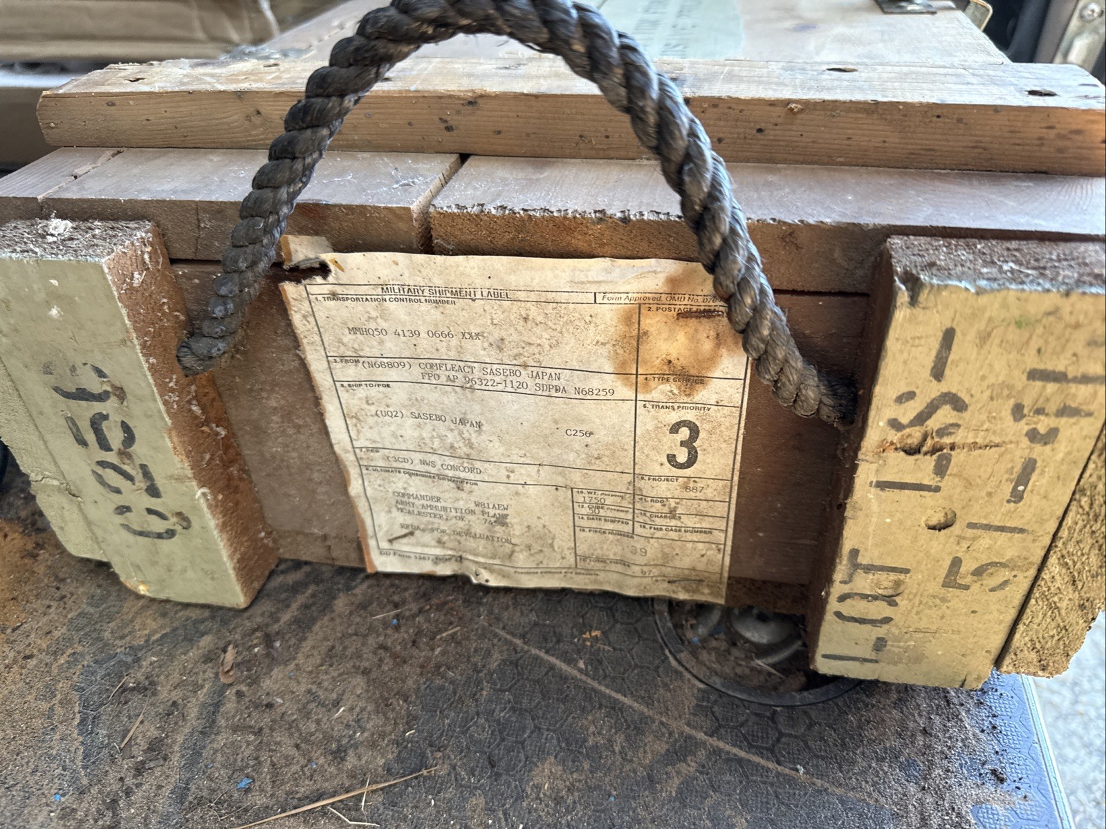 Military Rope Handle Vintage Wooden US Army Military Mortar Ammunition Latching Box Rope ...