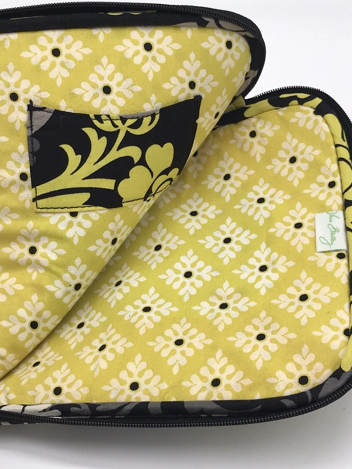 VERA BRADLEY Funda 7x9 Acolchada Acolchada Barroca Tablet iPad Kindle Funda Usada en Excelente Condición Foto 4 de 4