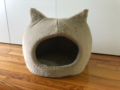 best friends by sheri meow hut