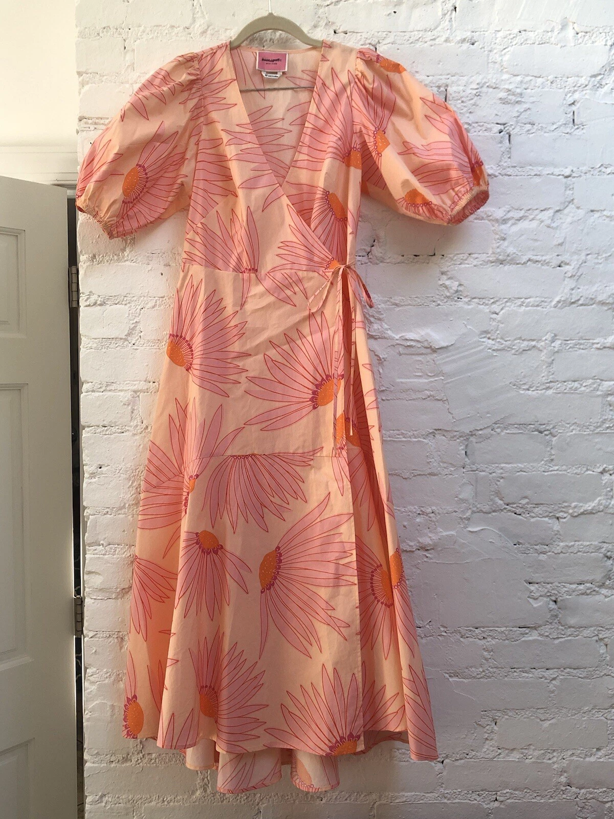 Abito midi Kate Spade NY rosa che cade fiori manica avvolgente passerella taglia 00 XXS