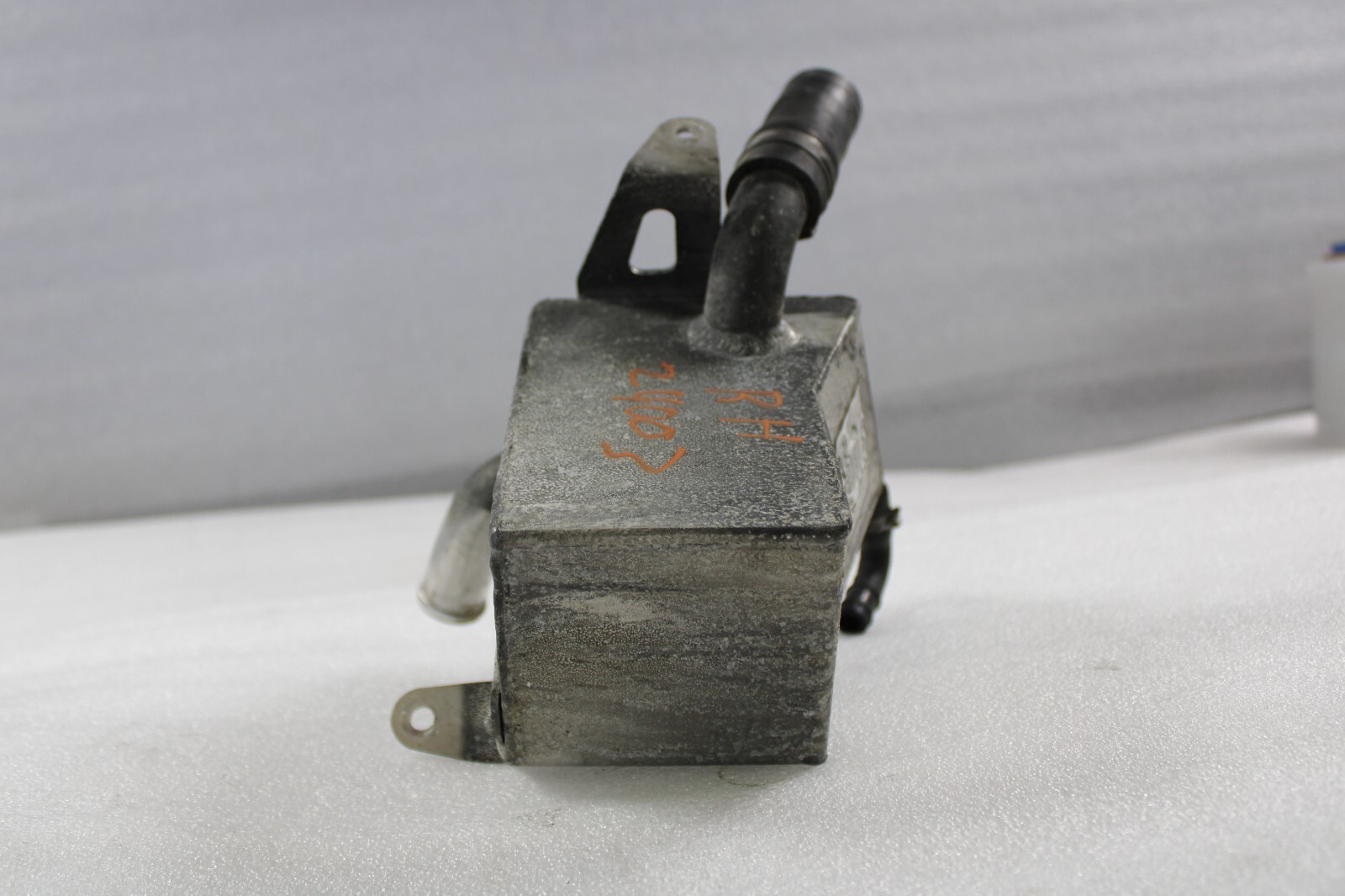 McLaren 720S, Engine Oil Tank Reservoir, Used, P/N 14FA135CP