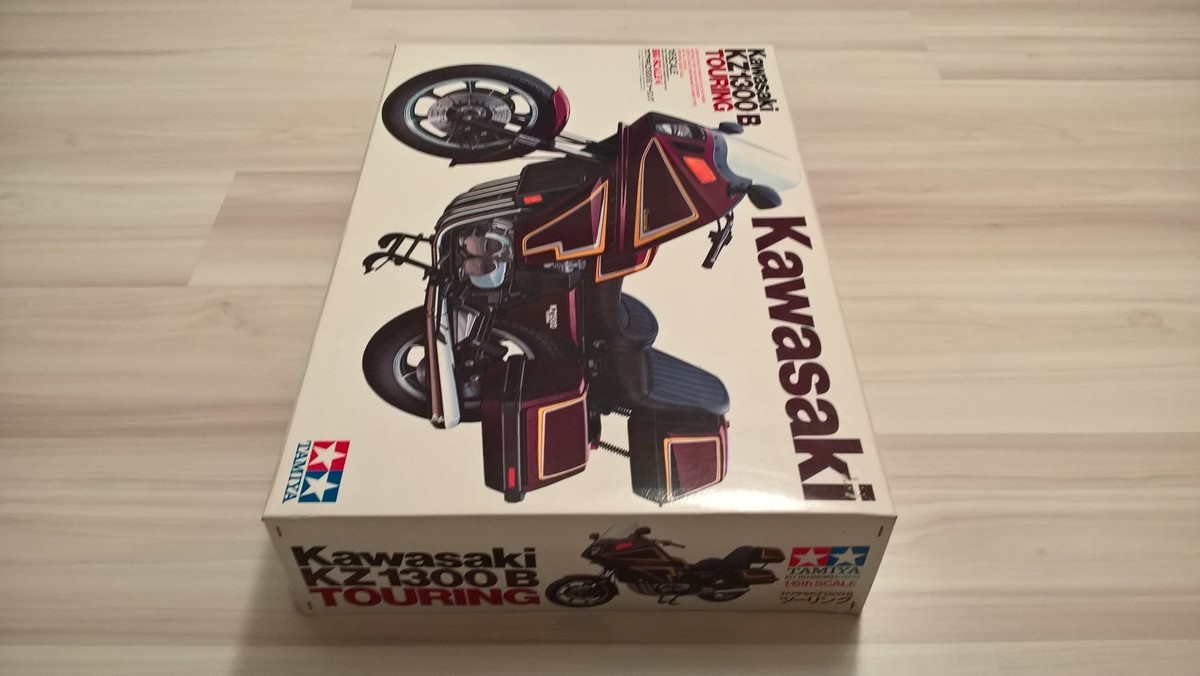 Kawasaki KZ1300B Touring in huge 1:6 scale | eBay Kawasaki KZ1300B Touring in huge 1:6 scale | eBay