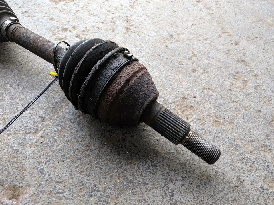 VAUXHALL ANTARA 2.0 AUTO DRIVESHAFT DRIVE SHAFT OSF DRIVER FRONT - Image 3 of 3