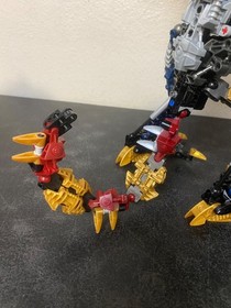 Lego Bionicle VEZON & KARDAS, Item #10204, Complete, *MINT*