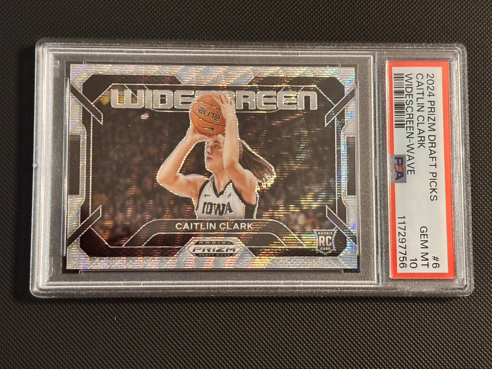 2024 Panini Prizm Draft Picks Caitlin Clark Widescreen Silver Wave /99 PSA 10 RC